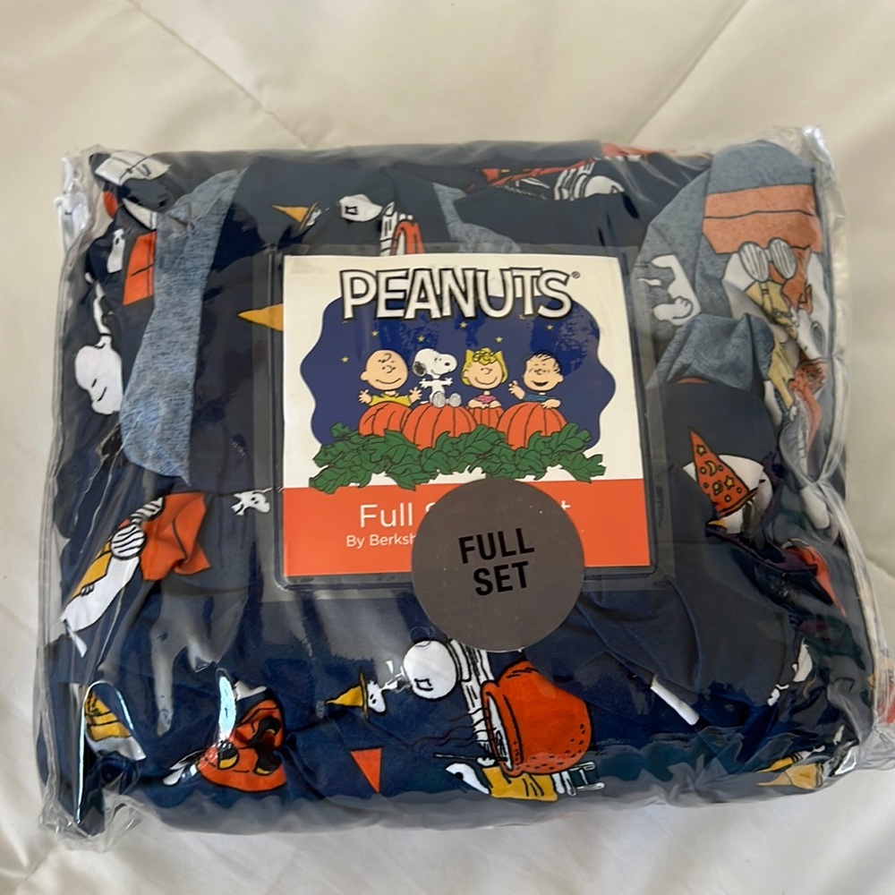 Snoopy Halloween Full Bed Sheets